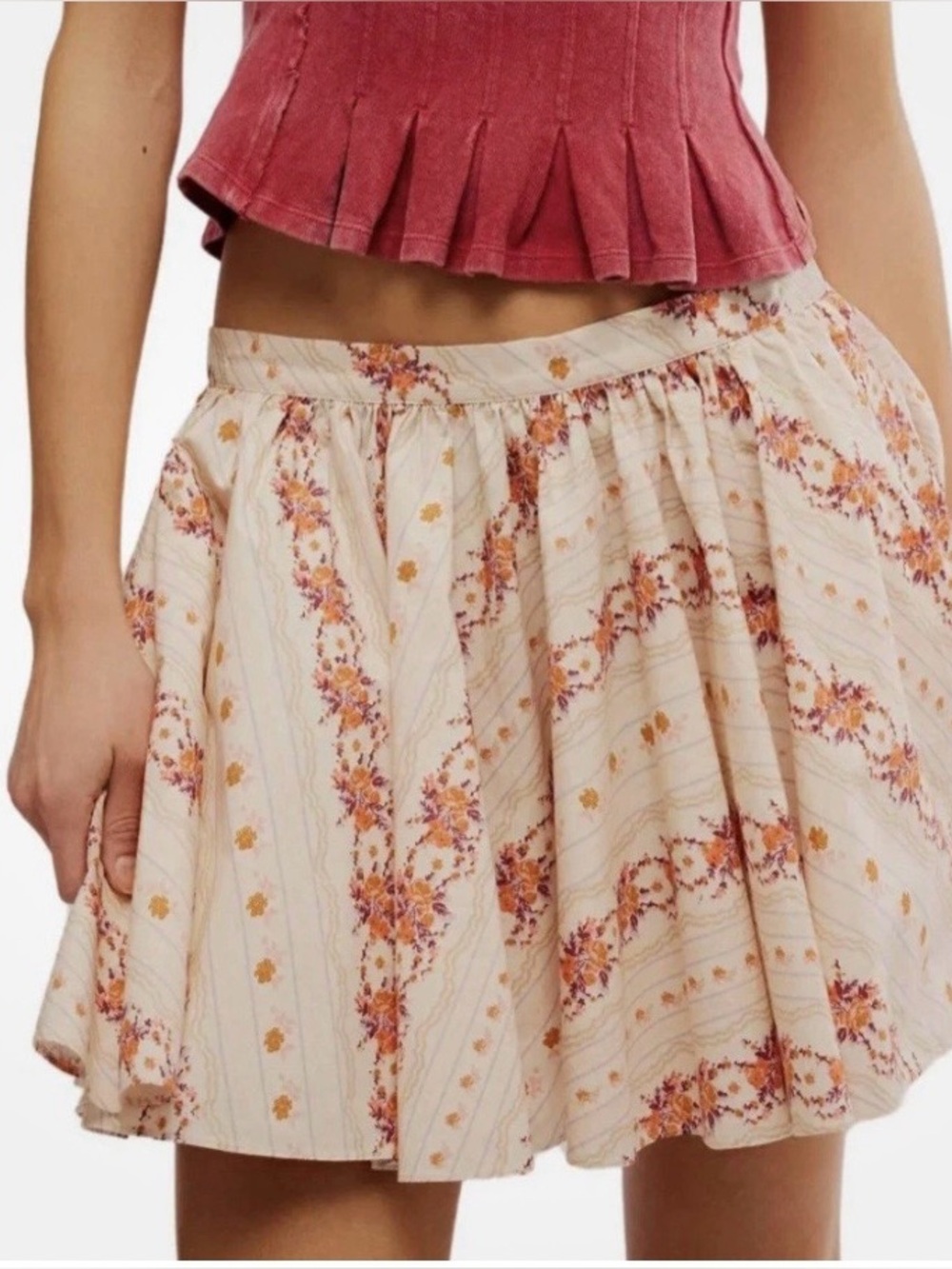 Floral Cream circle Mini Skirt